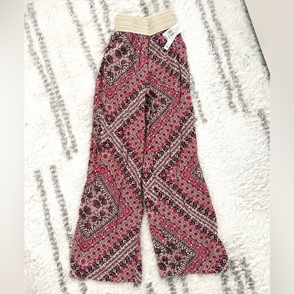 Joe B Wide Leg Pink and Cream Patterned Elastic Waist Pants in Size XS